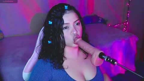 Snapshot of kim_saenz20 chatting on October 3, 2025, 7:49 am Kim Mishell online show from October 3, 2025, 7:49 am