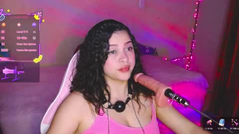 Snapshot of kim_saenz20 chatting on October 22, 2025, 6:24 am Kim Mishell online show from October 22, 2025, 6:24 am