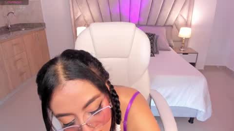 kim online show from October 14, 2025, 11:22 am