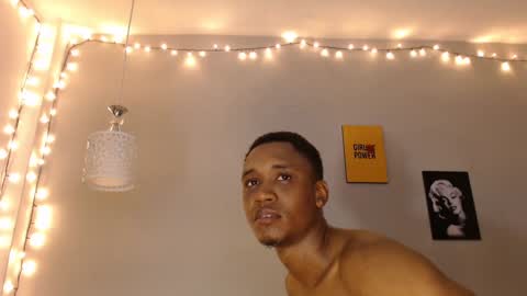 Kim  Yuk online show from December 13, 2024, 1:37 am