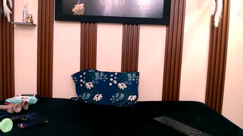 KIMBER online show from September 19, 2025, 12:56 am