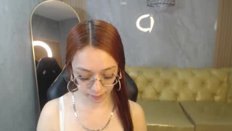 Kim online show from December 21, 2025, 8:05 pm