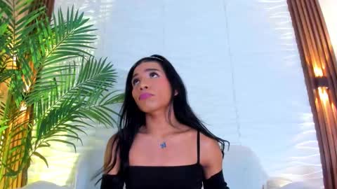 kimberly gonzalez online show from September 24, 2025, 3:21 am