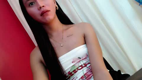 Kimberly online show from April 13, 2026, 11:32 pm