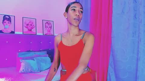 Snapshot of kimberly_thompsom chatting on January 5, 2025, 3:55 pm Your Queen KIM online show from January 5, 2025, 3:55 pm