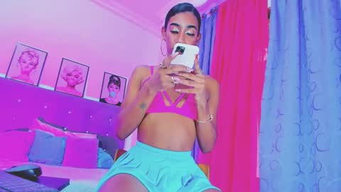 Snapshot of kimberly_thompsom chatting on February 16, 2025, 4:10 pm Your Queen KIM online show from February 16, 2025, 4:10 pm