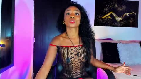 Snapshot of kimberlybanks2 chatting on February 7, 2025, 7:49 pm Kimberly Banks online show from February 7, 2025, 7:49 pm