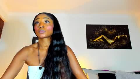 Kimberly Banks online show from November 26, 2025, 10:05 am