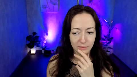 Kimberly online show from March 3, 2025, 9:33 am