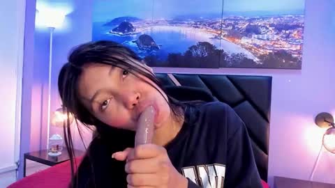 Snapshot of kimberlyvillalobos chatting on March 3, 2026, 11:38 am Kimberly Villalobos online show from March 3, 2026, 11:38 am