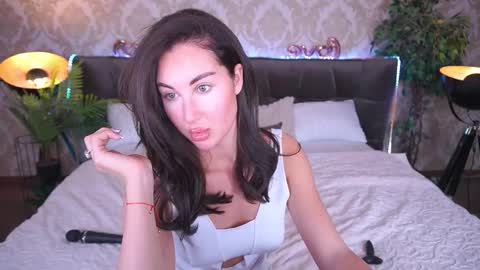 Kim online show from February 23, 2025, 1:42 pm