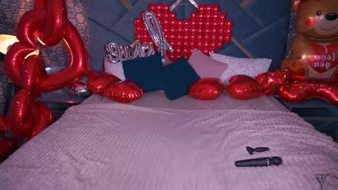 Kim online show from February 17, 2026, 1:51 pm