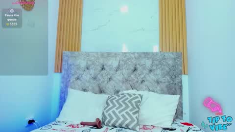 KAREN  online show from January 17, 2026, 7:50 pm