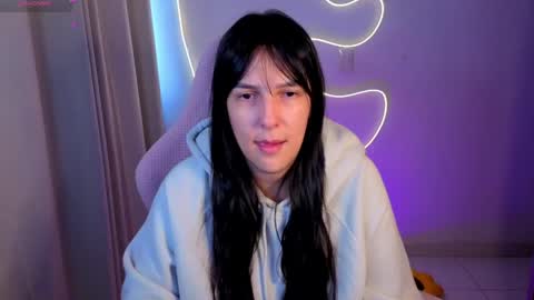 Snapshot of kimflexible_ chatting on June 2, 2026, 2:19 pm Kim 3 online show from June 2, 2026, 2:19 pm