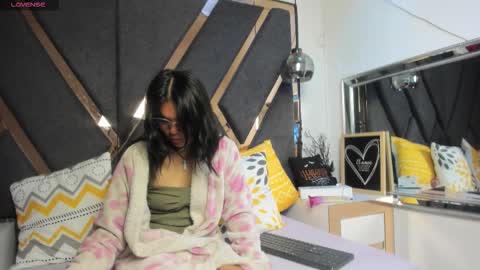 Kimy online show from January 7, 2026, 2:08 pm