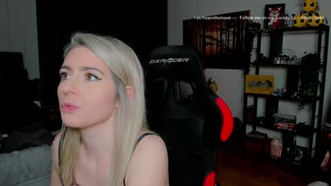 Wolfs Girl online show from February 25, 2026, 7:45 pm