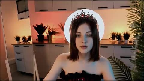  Your Kimmie  follow me  online show from September 19, 2025, 8:38 am