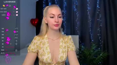 kimmy1_powell online show from September 18, 2025, 3:41 am