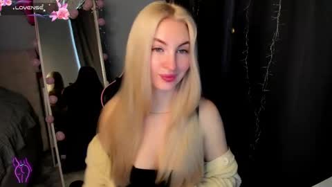 kimmy1_powell online show from April 19, 2026, 1:49 am