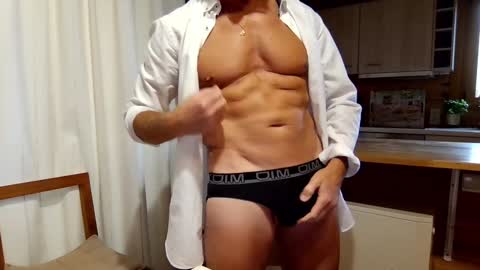 Snapshot of kimonoblues chatting on December 10, 2024, 9:55 am kimonoblues online show from December 10, 2024, 9:55 am