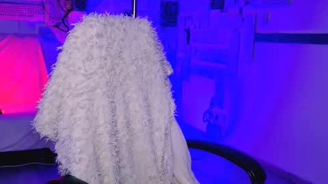 kimporins online show from February 9, 2026, 1:04 pm