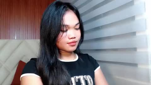 Snapshot of kina_greyx chatting on January 19, 2026, 5:00 am kina online show from January 19, 2026, 5:00 am