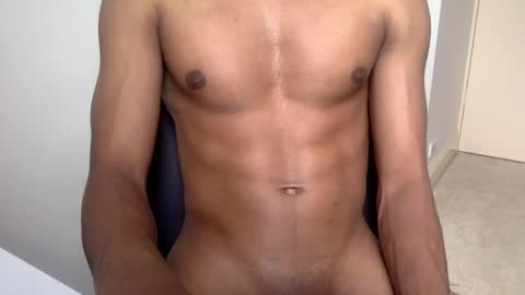 Snapshot of kinda_horny_right_now chatting on January 22, 2025, 1:53 am Isaac online show from January 22, 2025, 1:53 am