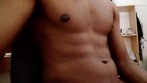 Snapshot of kinda_horny_right_now chatting on September 24, 2025, 11:41 pm Isaac online show from September 24, 2025, 11:41 pm