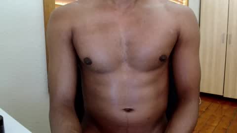Snapshot of kinda_horny_right_now chatting on October 28, 2025, 3:54 am Isaac online show from October 28, 2025, 3:54 am