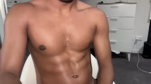 Snapshot of kinda_horny_right_now chatting on April 3, 2026, 10:13 am Isaac online show from April 3, 2026, 10:13 am