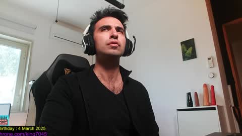 Snapshot of king7045 chatting on January 31, 2025, 10:52 am king7045 online show from January 31, 2025, 10:52 am