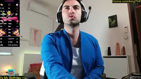 Snapshot of king7045 chatting on March 4, 2025, 7:30 am king7045 online show from March 4, 2025, 7:30 am