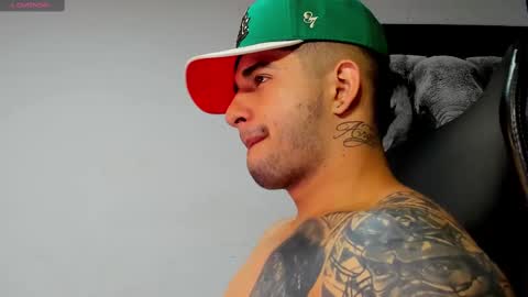 Angel Falconer online show from November 15, 2025, 11:43 pm