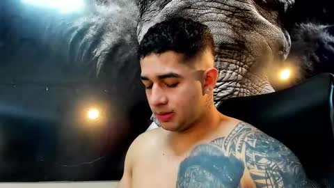 Angel Falconer online show from November 22, 2025, 2:21 am