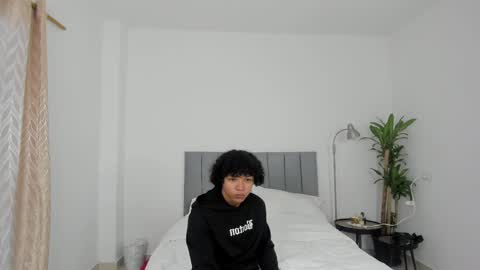 king_master77 online show from March 11, 2025, 11:33 am