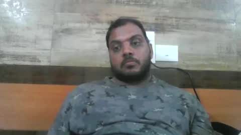 kingalpines1 online show from October 18, 2025, 7:03 pm