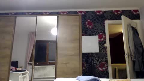 sexysexyhotwetpinkredpussy online show from September 20, 2025, 7:59 pm