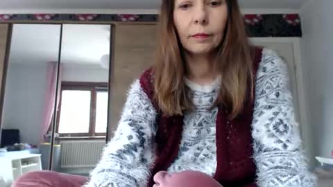 sexysexyhotwetpinkredpussy online show from May 13, 2026, 3:09 pm