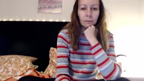 sexysexyhotwetpinkredpussy online show from May 18, 2026, 8:36 pm