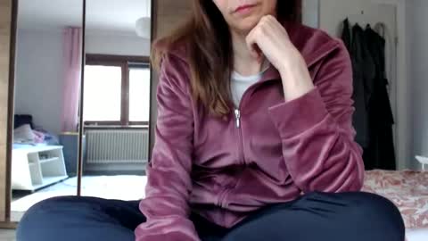sexysexyhotwetpinkredpussy online show from May 21, 2026, 6:37 pm