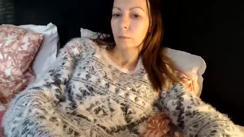 sexysexyhotwetpinkredpussy online show from May 25, 2026, 6:25 pm