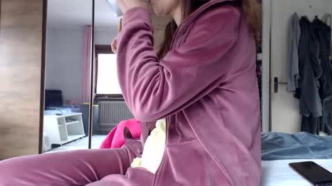 sexysexyhotwetpinkredpussy online show from May 31, 2026, 5:31 pm