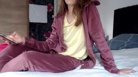 sexysexyhotwetpinkredpussy online show from May 31, 2026, 6:09 pm