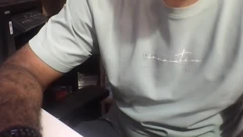 kingcobra_08 online show from June 15, 2026, 2:58 am