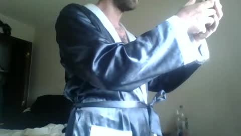 kingd238er online show from April 14, 2026, 10:49 pm