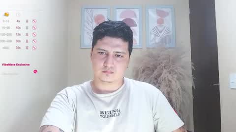 Snapshot of kingdominico chatting on January 20, 2025, 3:04 am kingdominico online show from January 20, 2025, 3:04 am