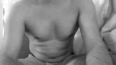 kingindisguise69 online show from January 29, 2025, 4:36 am