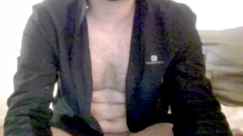 kingindisguise69 online show from February 25, 2025, 3:09 am