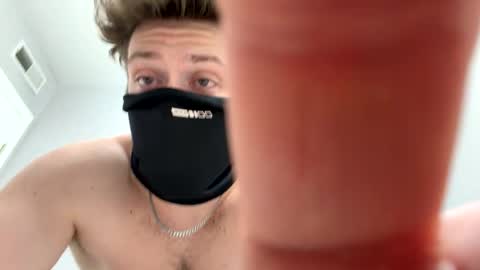 The biggest youve seen online show from March 8, 2026, 7:45 am