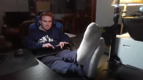 Snapshot of kingoffootfetish chatting on January 9, 2025, 8:13 am Master  King Tommy online show from January 9, 2025, 8:13 am